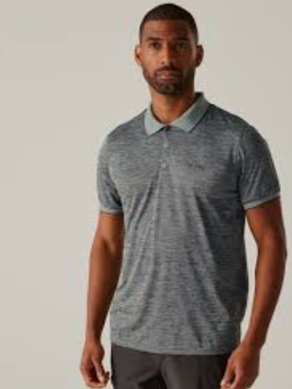 Lee Men's Heathered Gray Polo with Light Gray Collar Size: Men's Medium (Regula